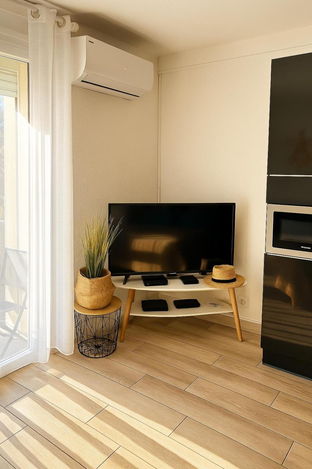 "Cosy" Appartement Confort De 50M2 A 150M De La Mer Et Du Centre Ville, Parking Gratuit Canet-en-Roussillon Kültér fotó